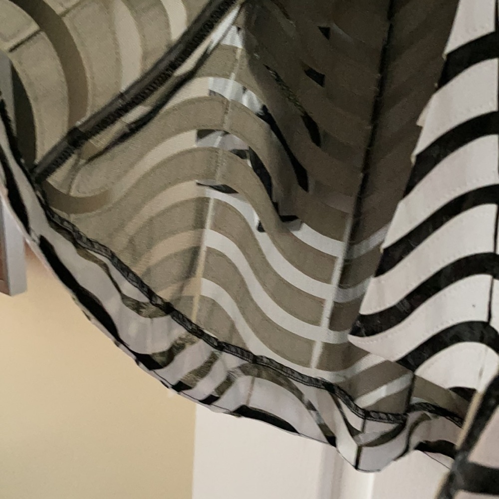 IC Collection
One Button Jacket - Picture 8 of 11